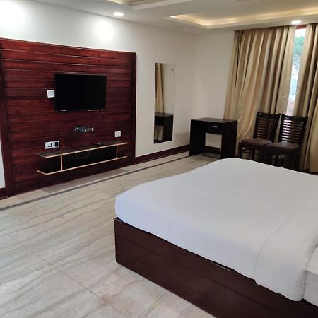 Orchha Club And Resort - Ocr Exterior foto